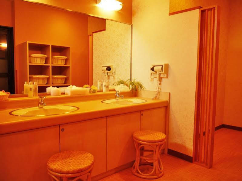 Hotel Route-Inn Aizuwakamatsu Extérieur photo